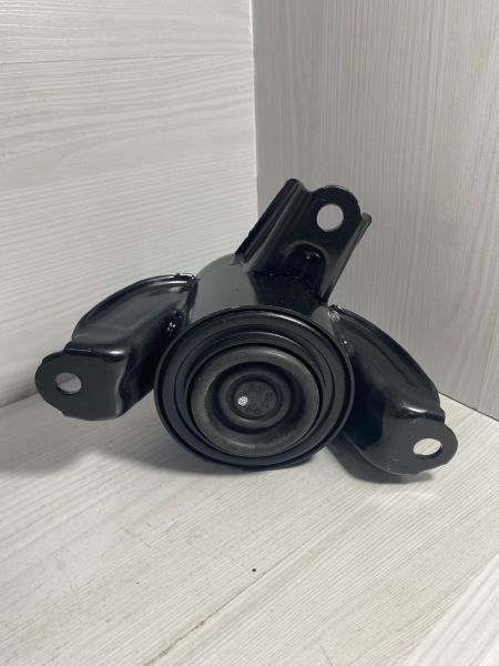 Getz 06- dizel sağ motor takozu