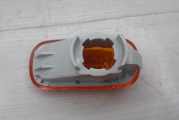 Çamurluk Sinyali Civic R/L 01-06 Sari