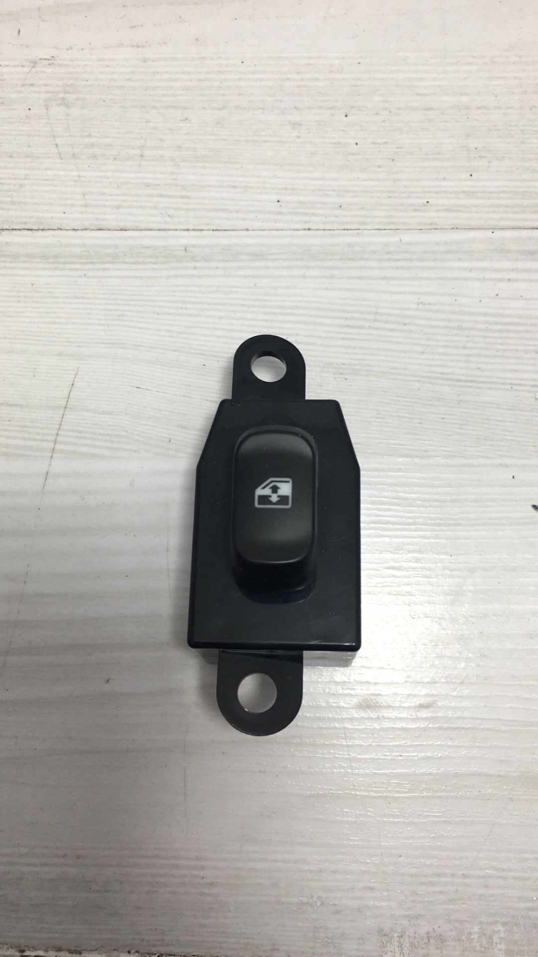 Cam dügme Elantra 96-00 Sağ Ön/Arka