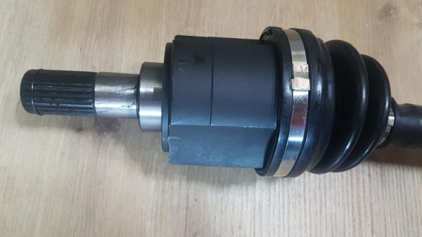 Aks Elantra 16- Sağ A-T / M-T