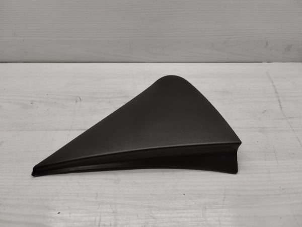 Ayna kapağı Yaris 06-11 Sağ Üçğen Parça Devami