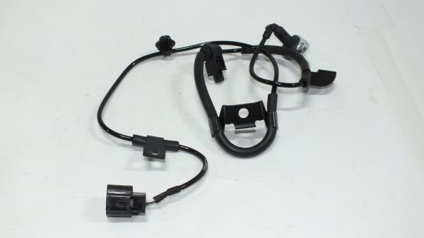 L200 CR SU 2015- ABS SENSÖRÜ ARKA SOL