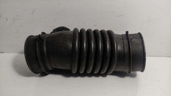 Hava Filtre Hortumu Yaris 06-11