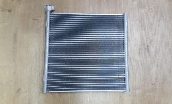 Klima Radyatörü Civic 96-01/ Rover 400 peteği