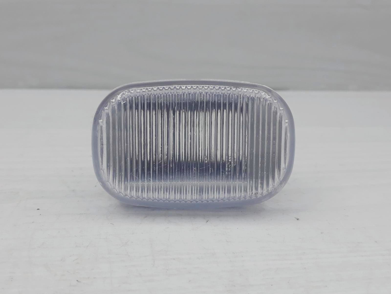 Çamurluk Sinyali Corolla 95-06 Beyaz