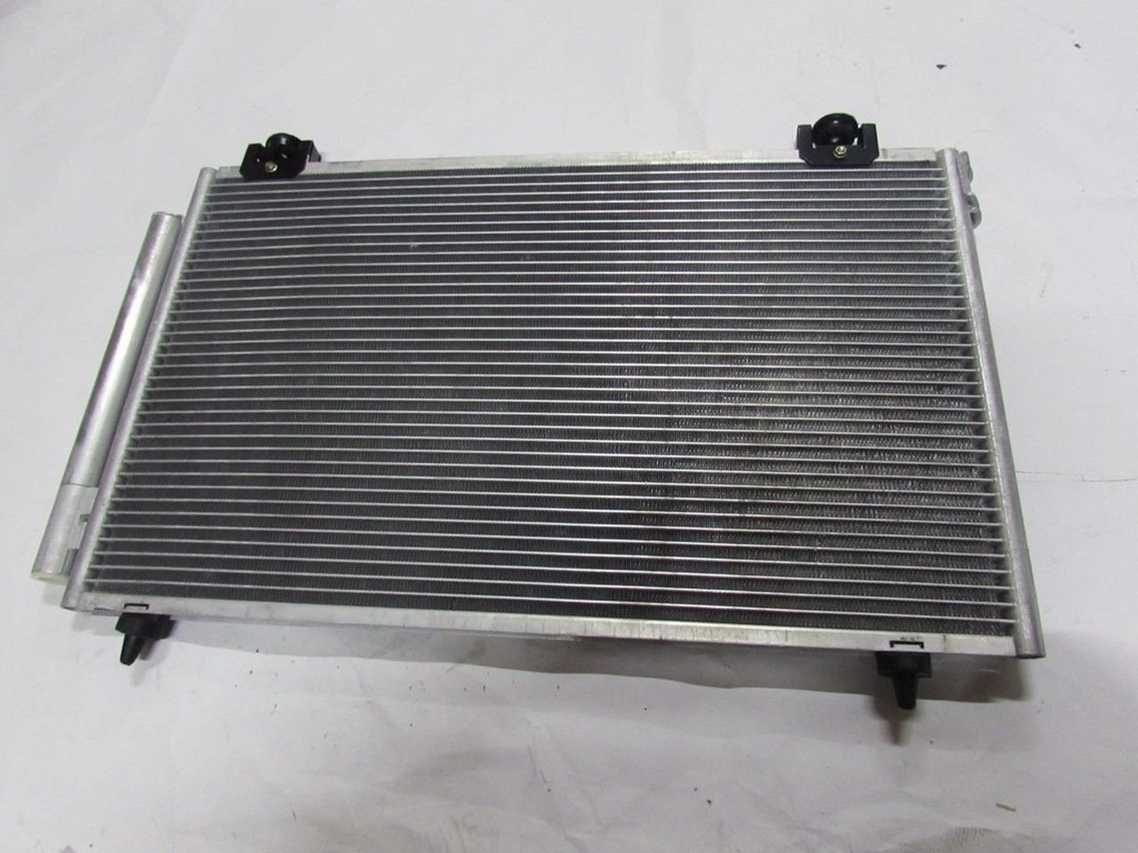 AVENSIS 2003-2008 KLİMA RADYATÖRÜ