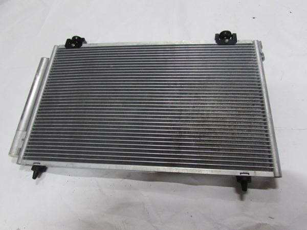 AVENSIS 2003-2008 KLİMA RADYATÖRÜ