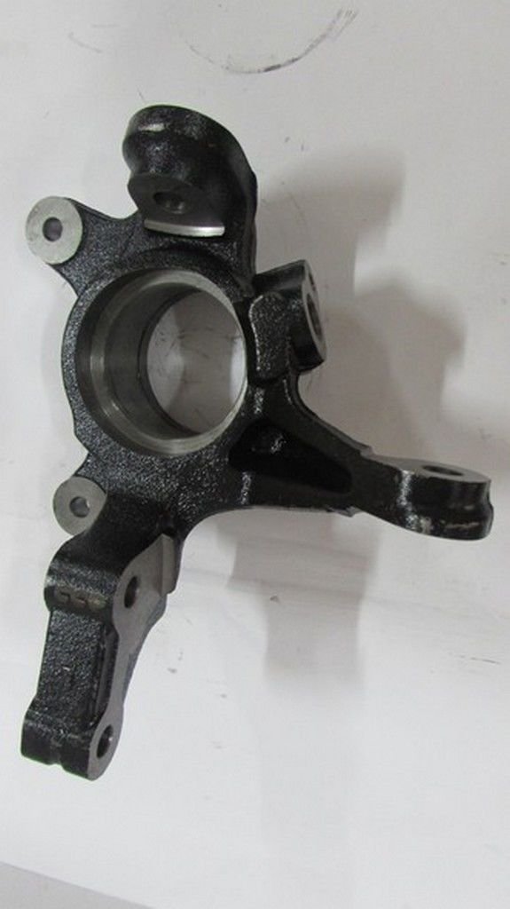 SUNNY 1990-1995 AKS TAŞIYICI ÖN SOL