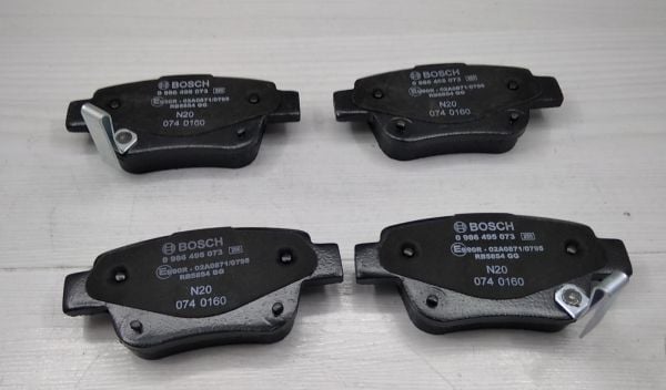 Toyota AvenSis 03-08 / Verso Balata Arka