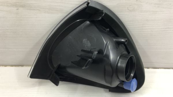 Sinyal Avensis Sağ Ön 98-00