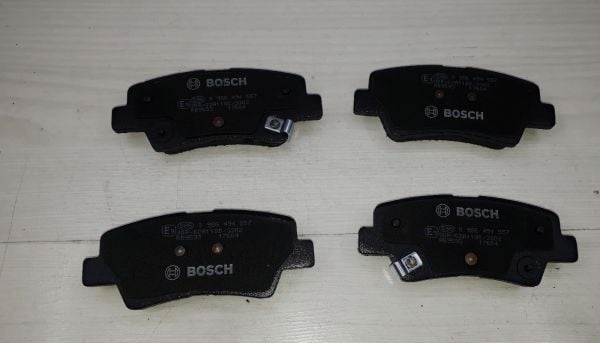 Balata Arka Blue/Elant 11-/i40/i30 12-/Auris Delikli