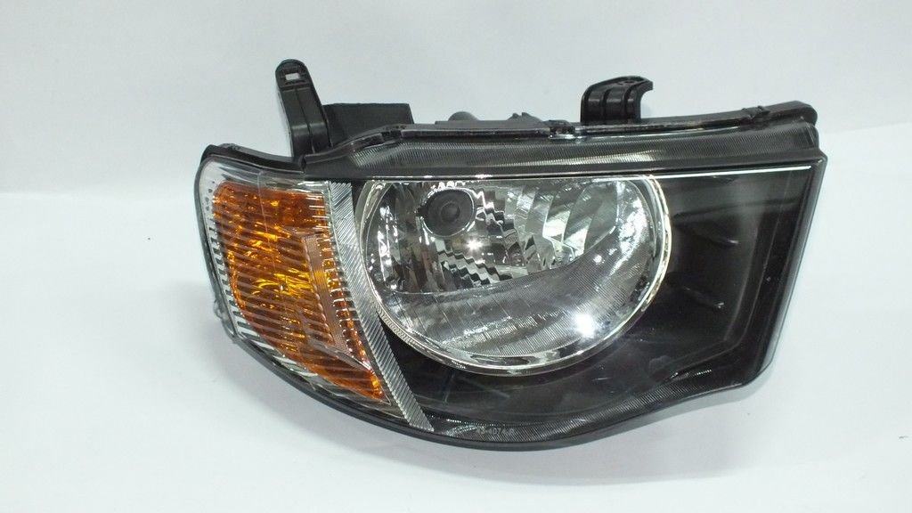 L200 CR 2006-2009 FAR SAĞ MOTORLU