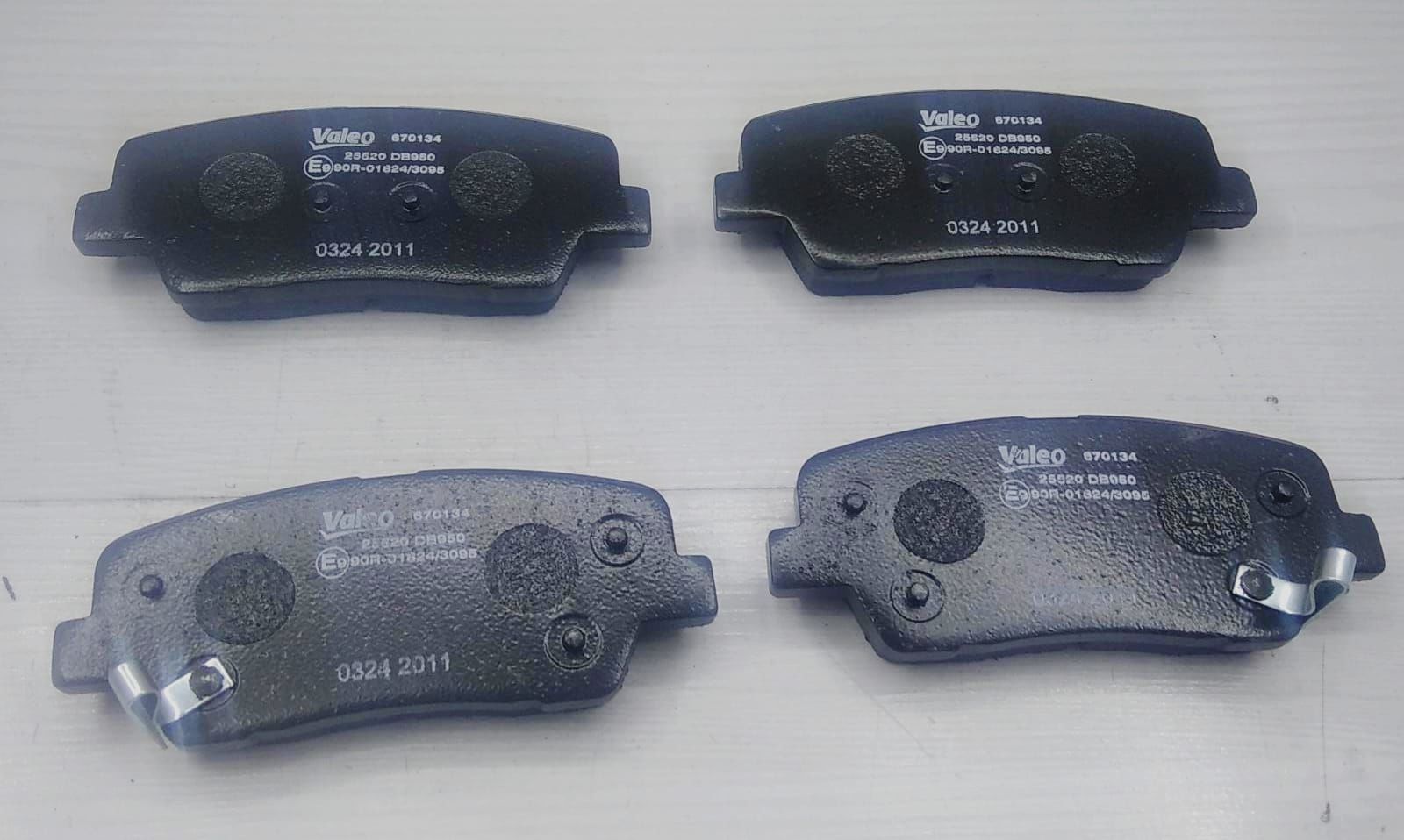 Balata Arka Sorento 10-14 Deliksiz