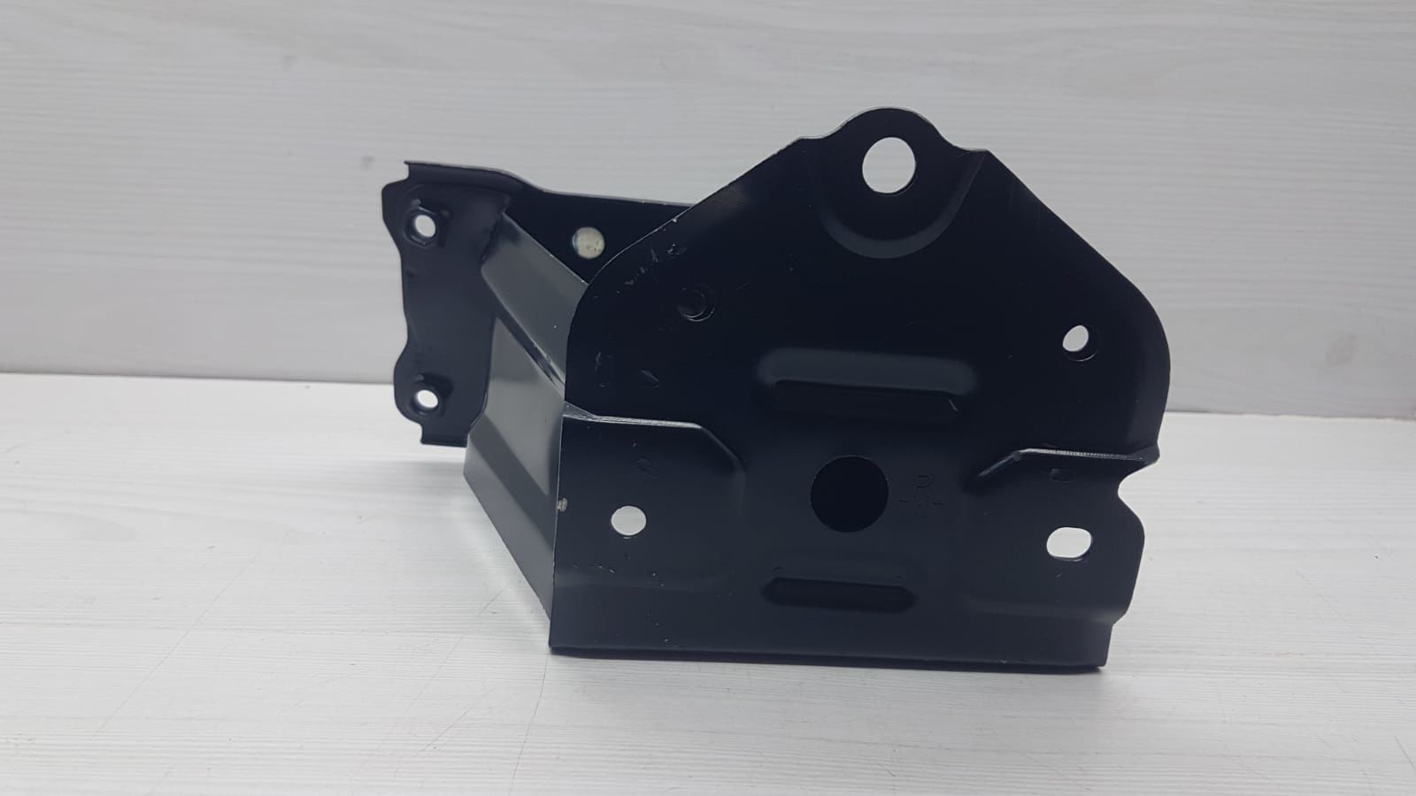 Tampon Braketi Arka Corolla 2007-2018 Sağ Ayak