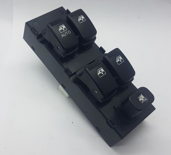 CAM DÜGME GETZ SOL 03-06