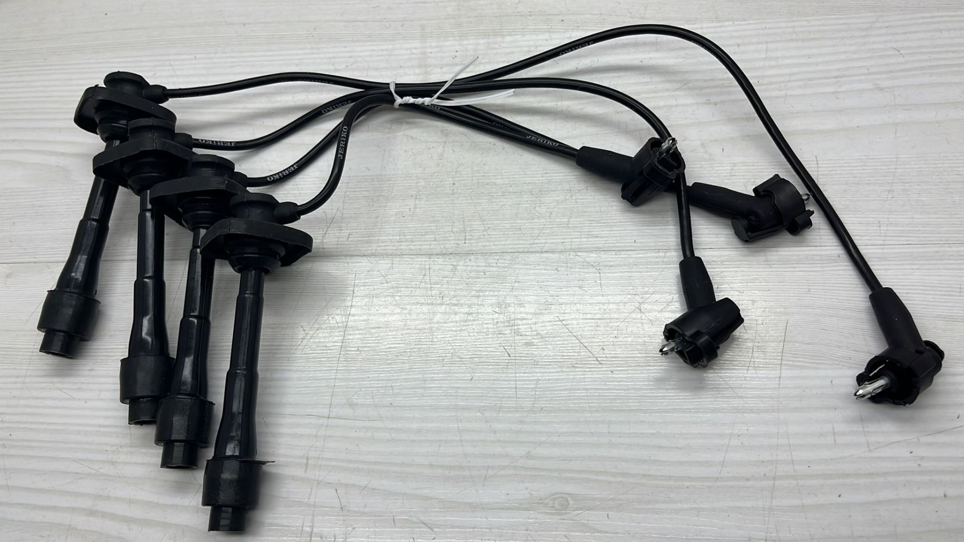 BUJI KABLO COROLLA 4EFE 98-02 1,4 ENJ