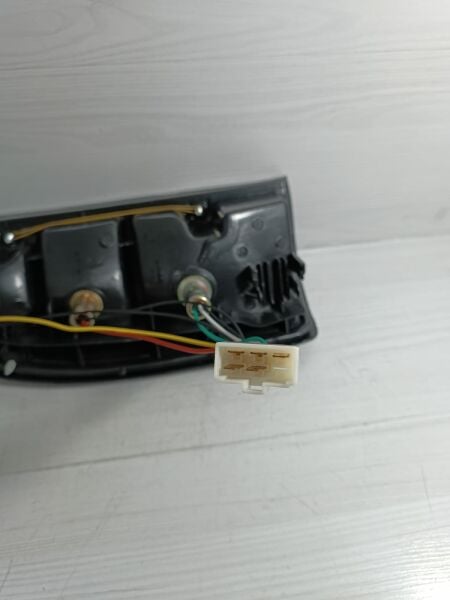 B2500 stop sag 00-02