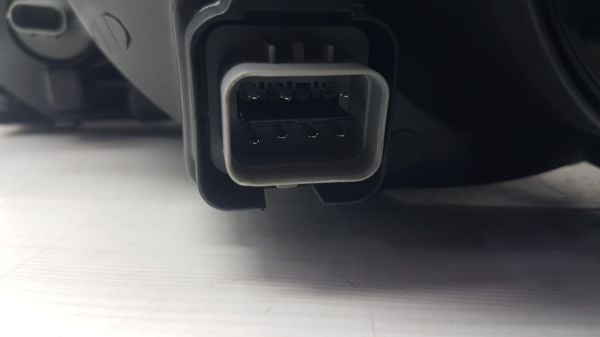 Far getz Sağ 06- Elk. Motorlu