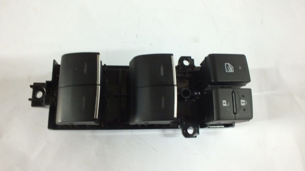 COROLLA 2019-2023 CAM DUGMESI ON SOL