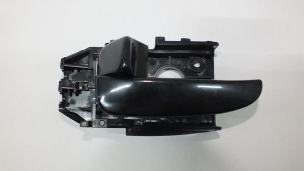 ELANTRA 2000-2006 KAPI KOLU İÇ AÇMA SOL SİYAH