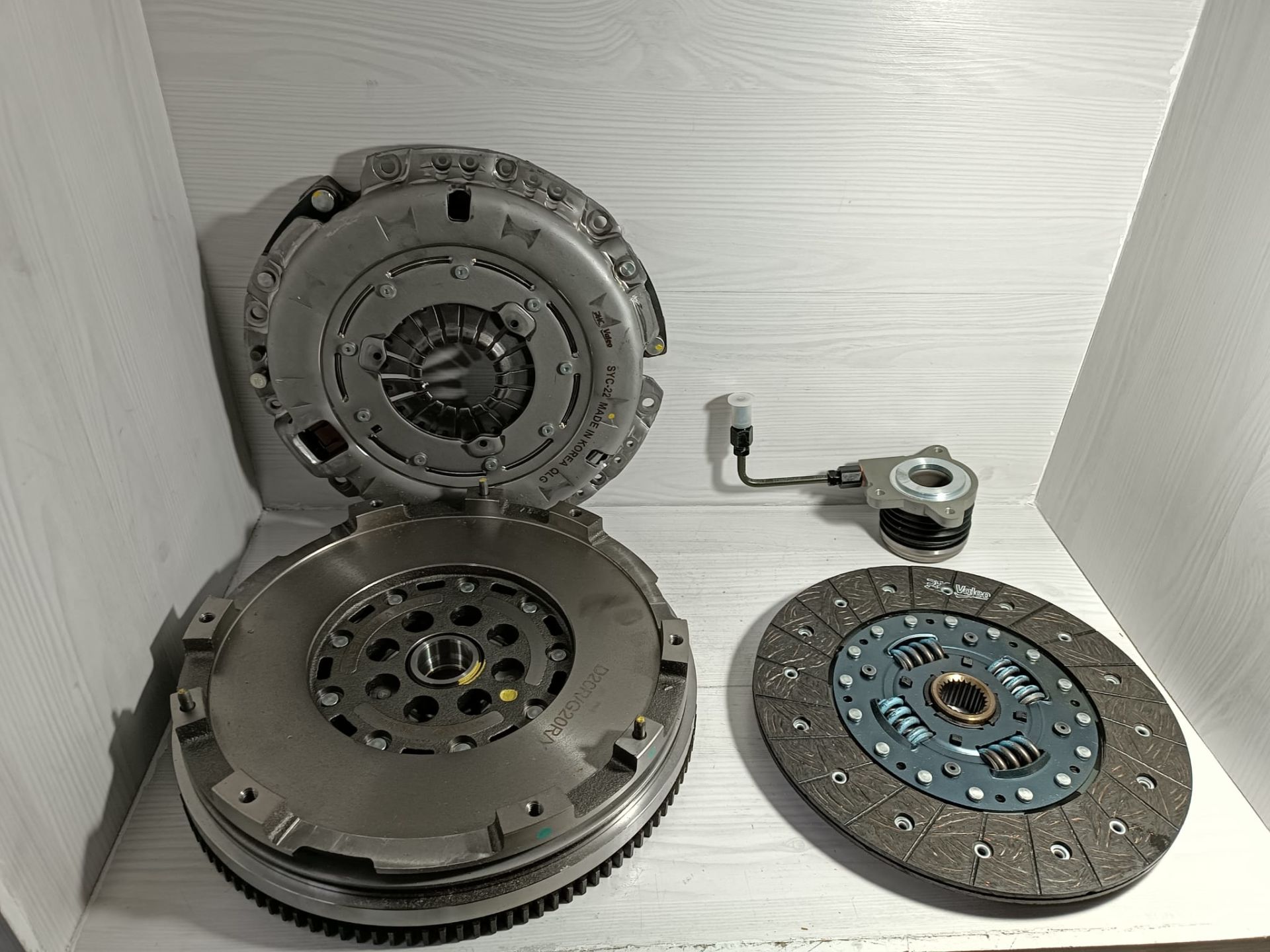 Ssangyong actyon debrıyaj seti volan baskı balata rulman