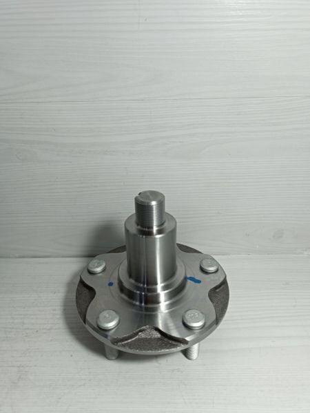 hılux ön porya rulman yatagı 06- 2wd