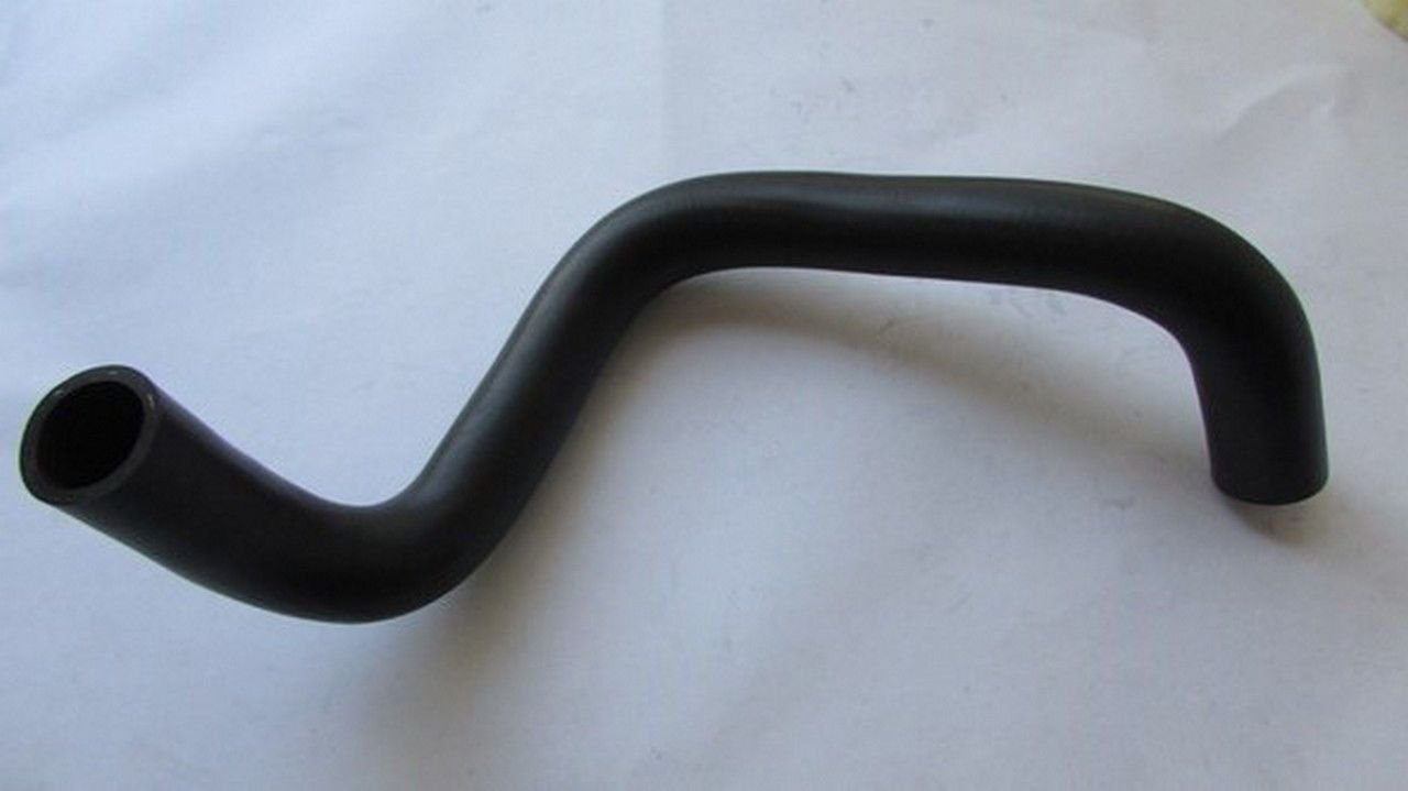 COROLLA 1.4 DİZEL 2013-2015 / AURIS 1.4 DİZEL 2013-2015 RADYATÖR HORTUMU ALT