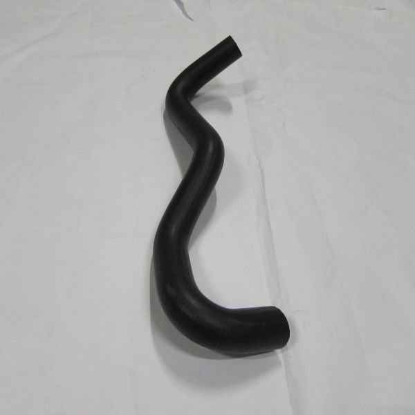 HILUX 1997-2005 RADYATÖR HORTUMU ALT