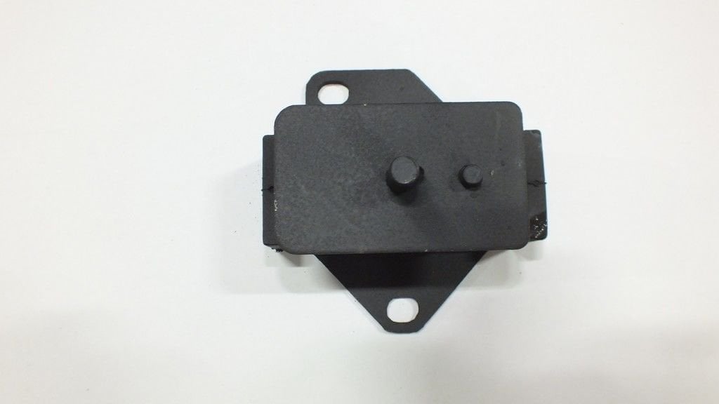 L200 SU 2015- / PAJERO MOTOR TAKOZU SOL