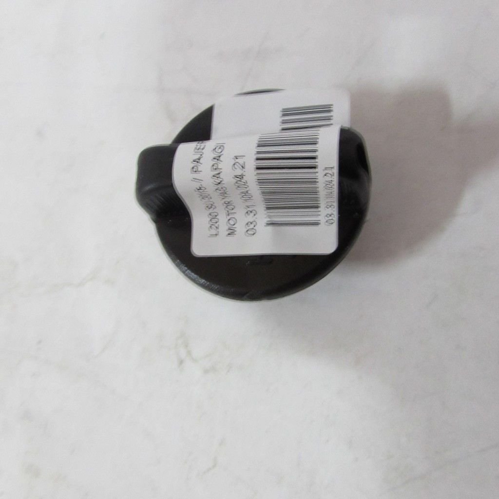 L200 SU 2015- / PAJERO MOTOR YAĞ KAPAĞI