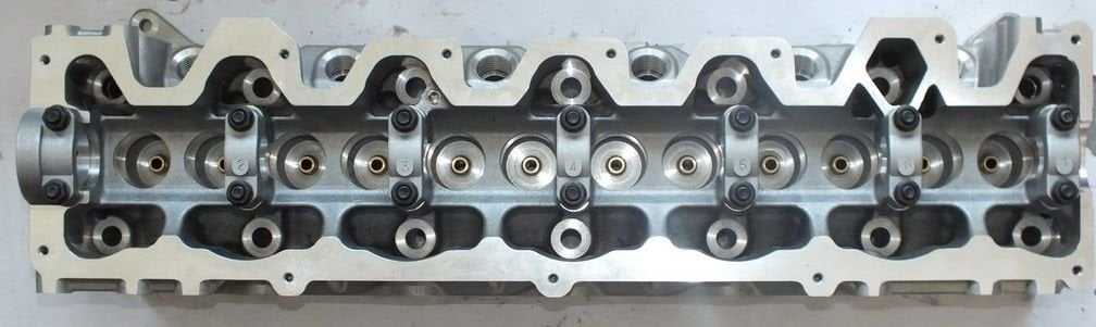 NISSAN PATROL 2.8 RD28 DİZEL 88- SİLİNDİR KAPAK