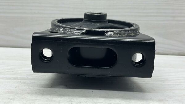 Motor Takozu Lancer 07- Ön