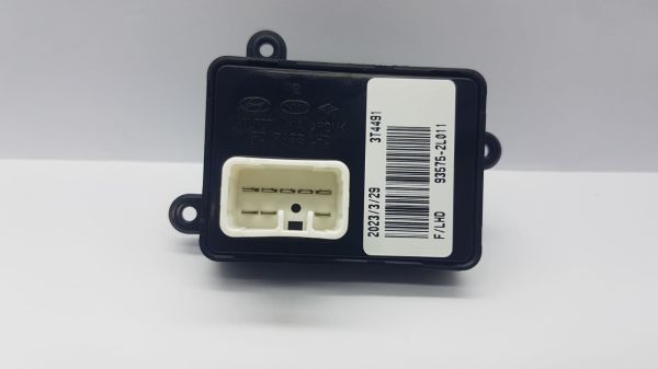 Cam Dügme i30 Sağ 2007-2011 Ön