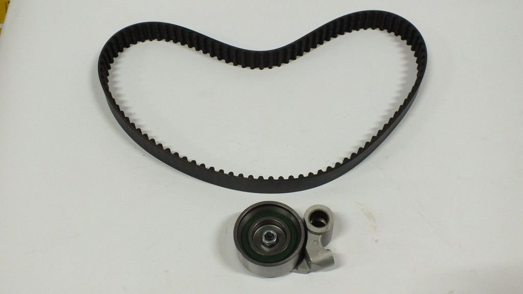 HILUX VIGO 4X2 / 4X4 06- TRİGER SET ( GMB KAYIŞ + GMB BİLYA )