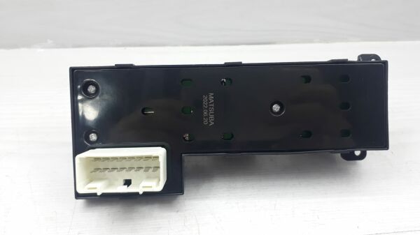 Cam dügme i30 Sol Ön 07-11