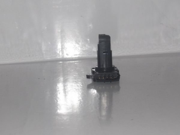 COROLLA VVTI HAVA DEBİMETRESİ SENSÖRÜ