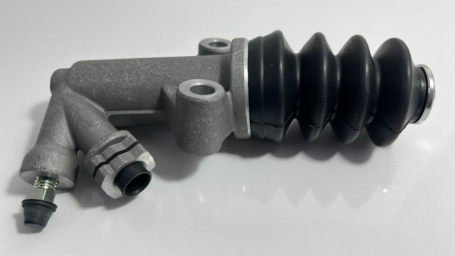 Alt Merkez Mazda3 04-