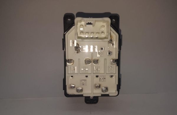 CAM DÜGME KMY 2005- SOL