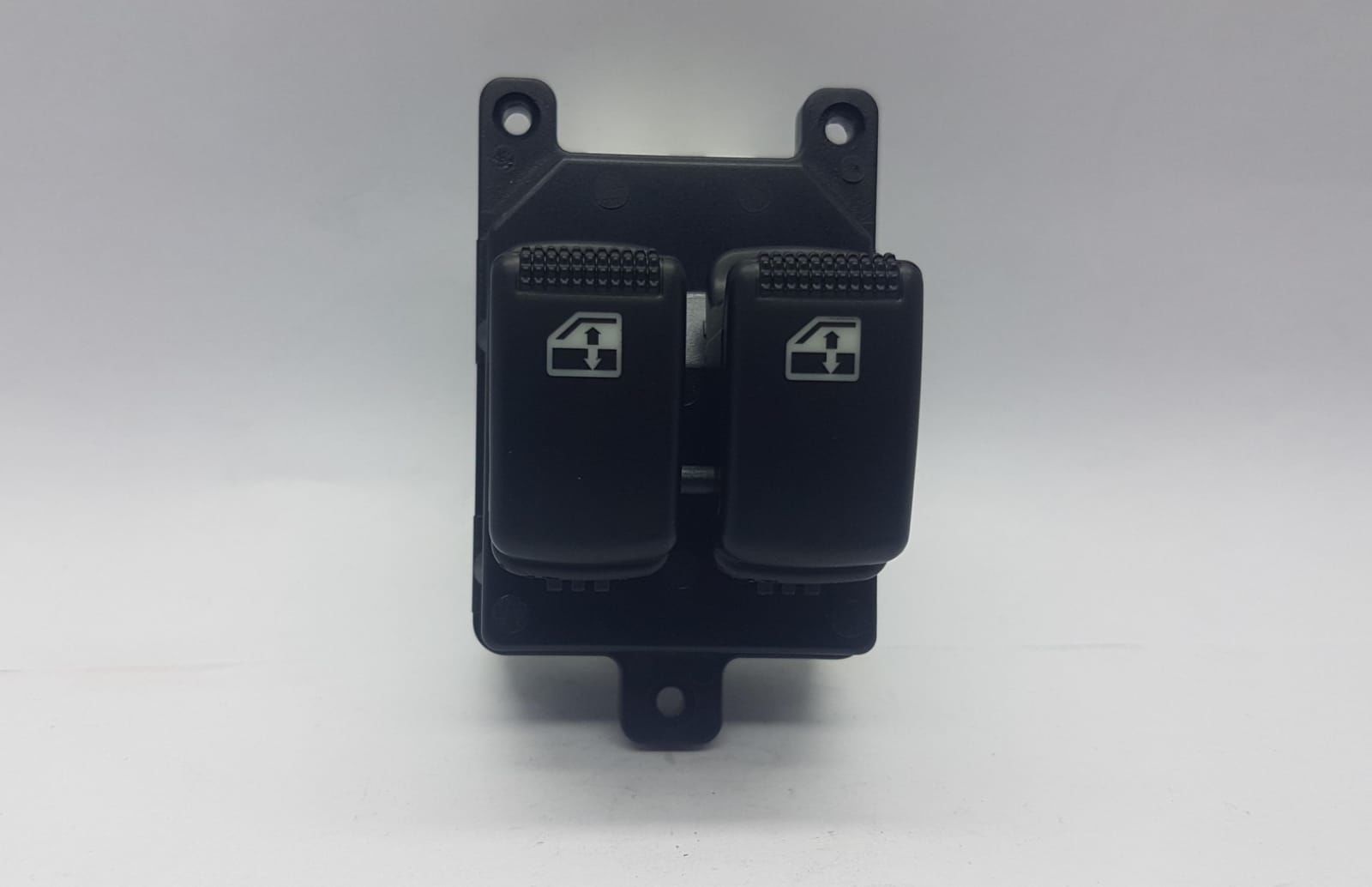 CAM DÜGME KMY 2005- SOL