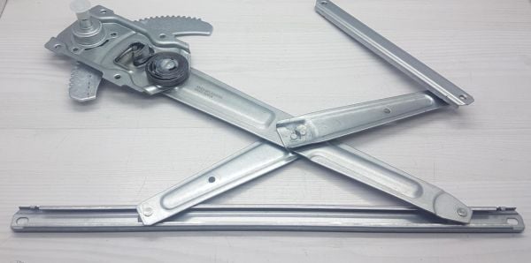 Cam Kriko Corolla Ae92 1988-1991 Sağ Ön Manuel