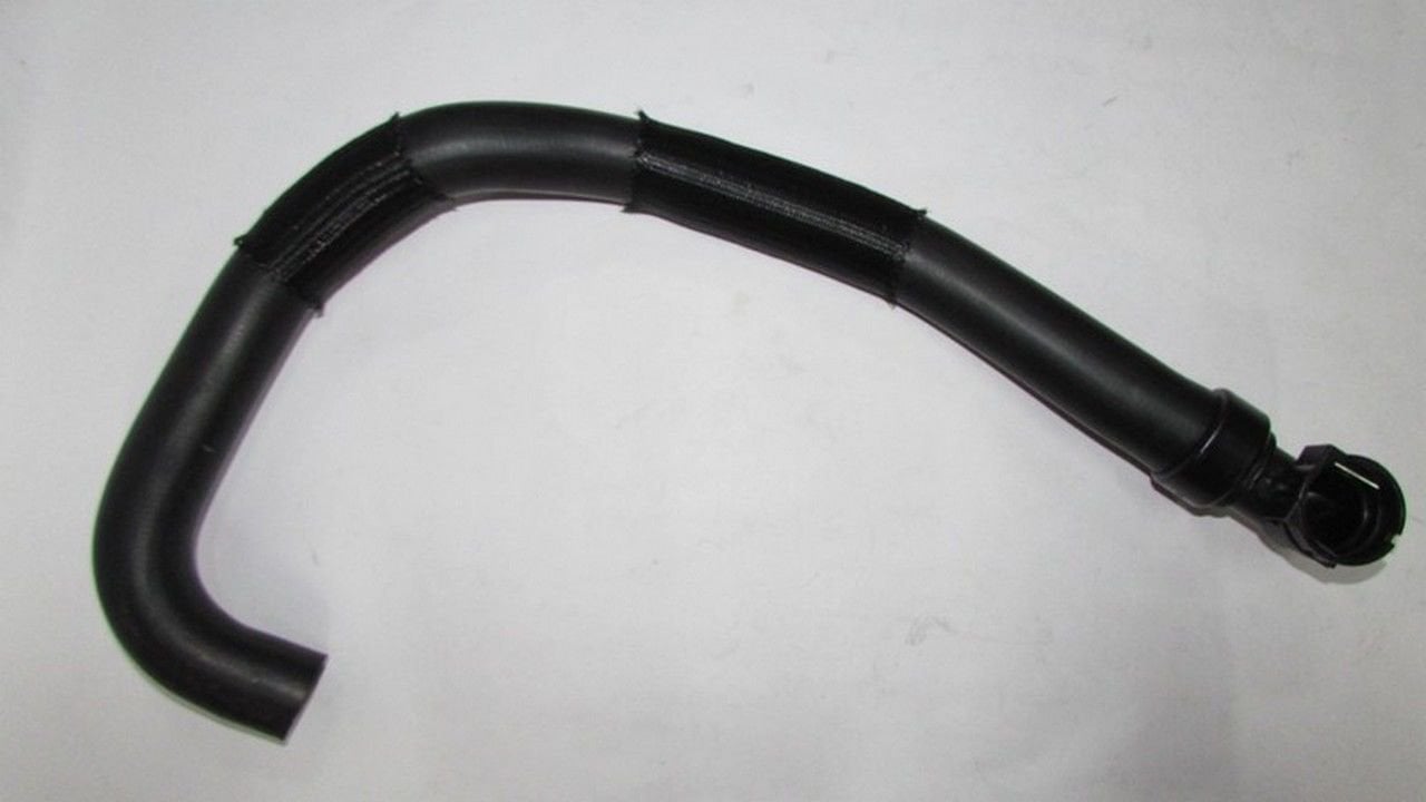 BLUE / İ 30 1.6 CRDI./ RIO 1,4 CRDI RADYATÖR ALT HORTUMU