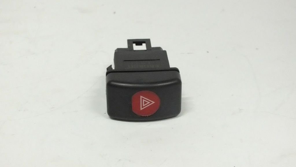 ISUZU NPR66 İKAZ DÜĞMESİ ( DÖRTLÜ ) SİYAH