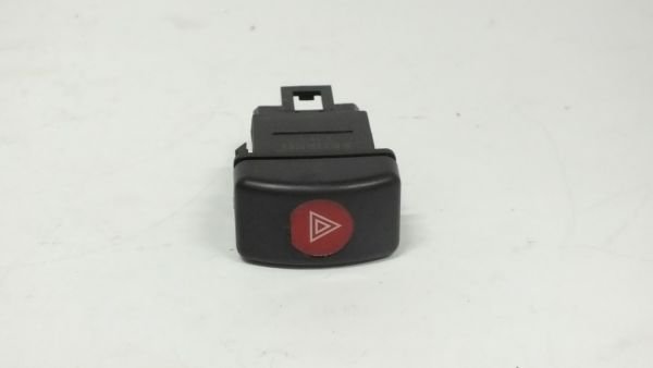 ISUZU NPR66 İKAZ DÜĞMESİ ( DÖRTLÜ ) SİYAH