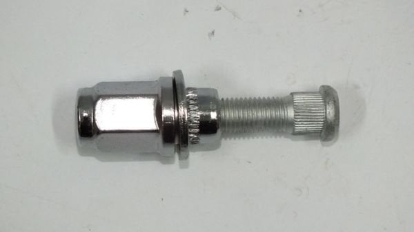 COROLLA 02- / AVENSİS 02 - / AURİS / HILUX WİGO BİJON SOMUN+SAPLAMA KOMPLE OYNAR YÜZÜKLÜ TİP UZUN