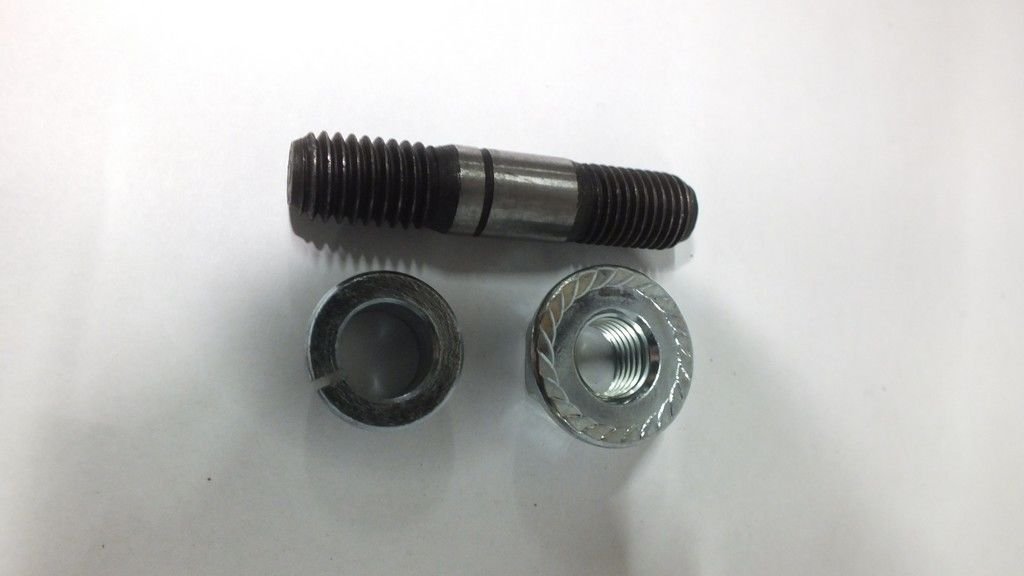 ISUZU NPR66 / NPR59 AKS SAPLAMASI / YÜZÜK / SOMUN ( TAKIM )