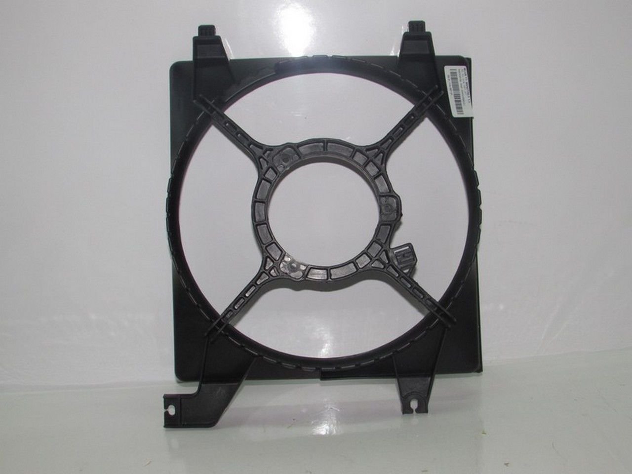 ACCENT ERA BENZİNLİ RADYATÖR FAN DAVLUNBAZI