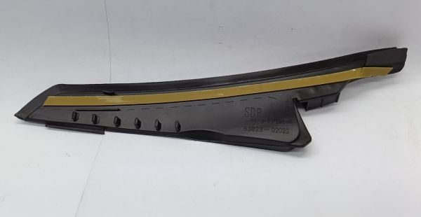 Cam Izgarası Corolla Sağ Köse 2007-2012 Bakaliti