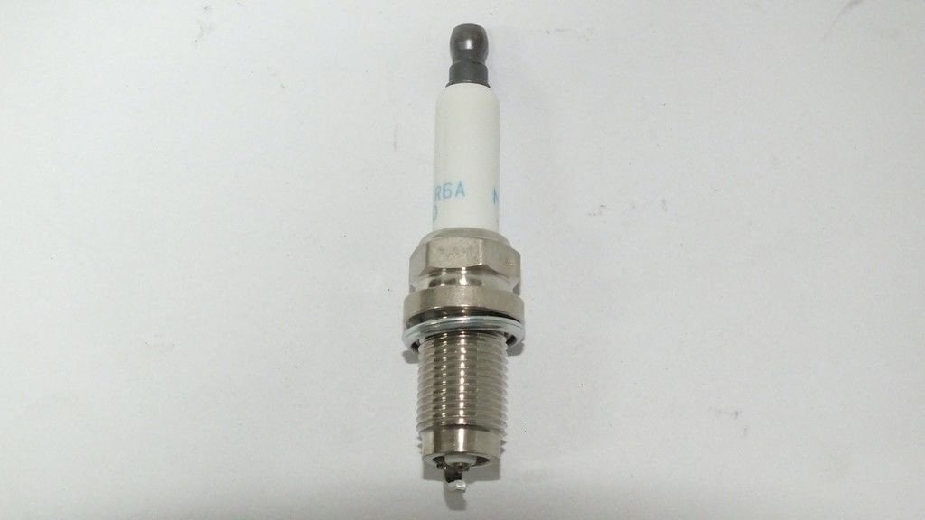 SIZFR6A6D ATEŞLEME BUJİSİ