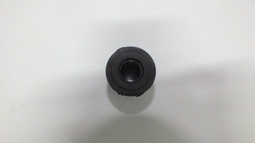 H100 MIN 94-08 / H100 KMY 94-11 / L300 86-11 / L200 87-20 MAKAS LASTİĞİ ARKA KISA