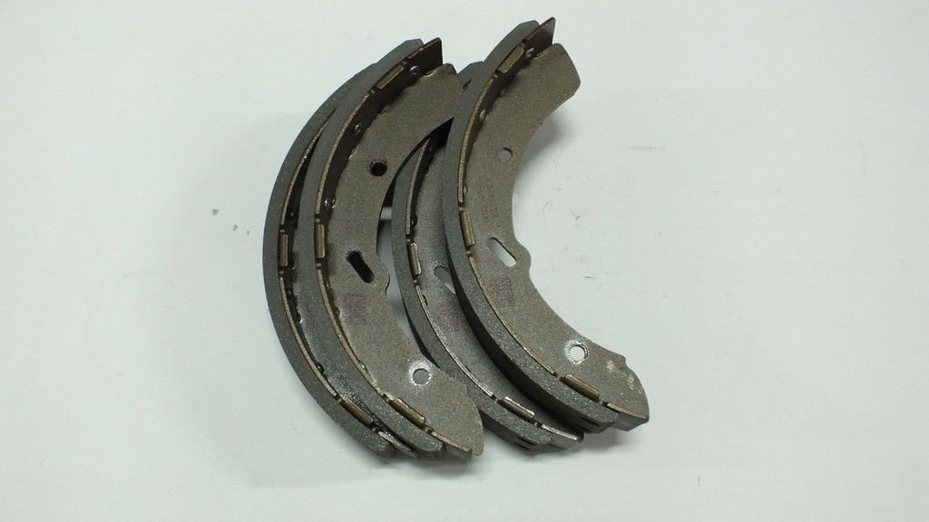 CANTER 444 / 635 / 639 / FUSO 839 FREN BALATASI ÖN / ARKA PABUÇLU